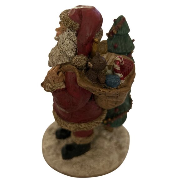 Vintage Wang's Santa Claus Figurine With Deer & Christmas Tree 1991 - Picture 2 of 6